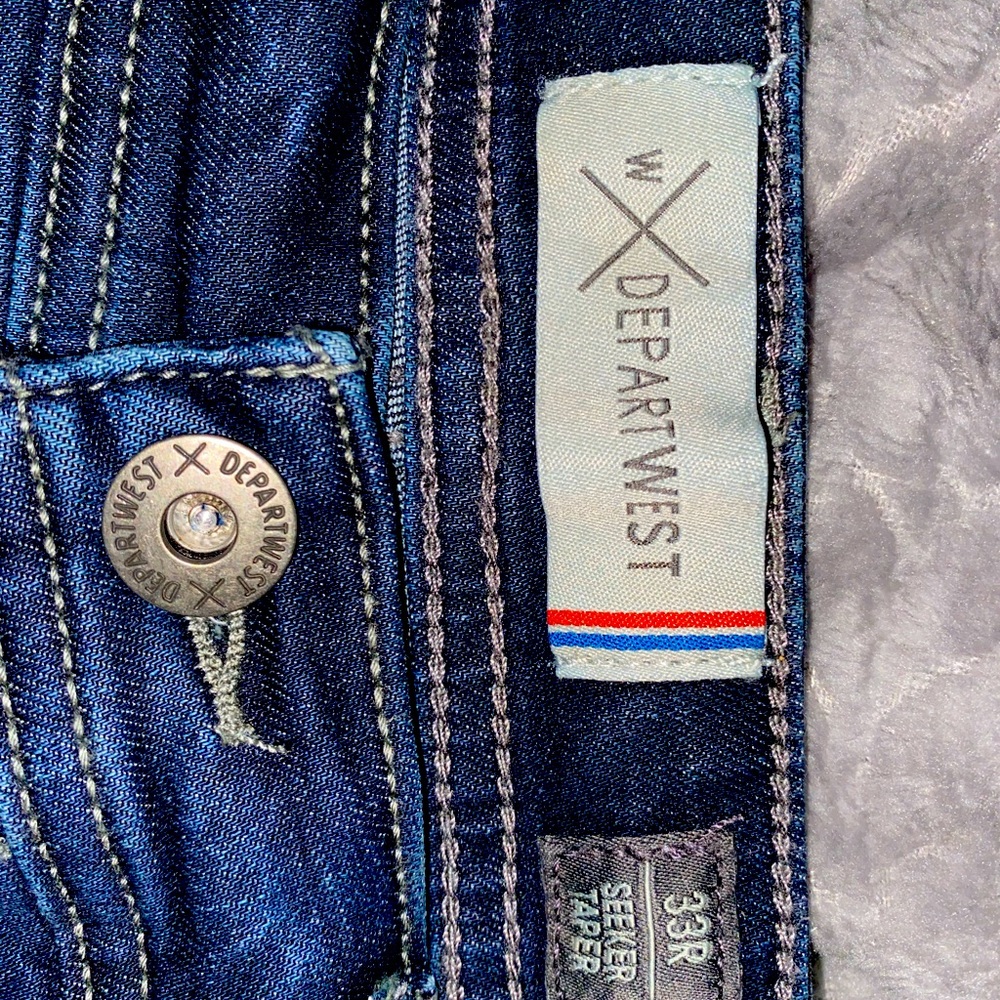 Buckle Men’s Jeans size 33 *new with tags *